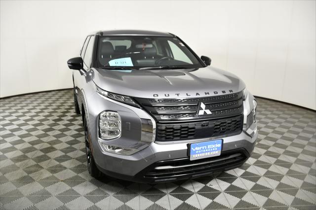 2024 Mitsubishi Outlander SE Black Edition S-AWC