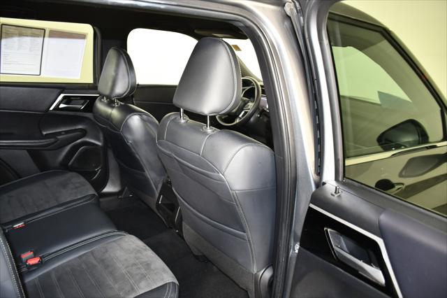 2024 Mitsubishi Outlander SE Black Edition S-AWC