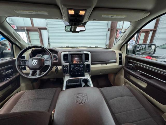 2017 Ram 1500 Big Horn Crew Cab 4x4 5'7" Box