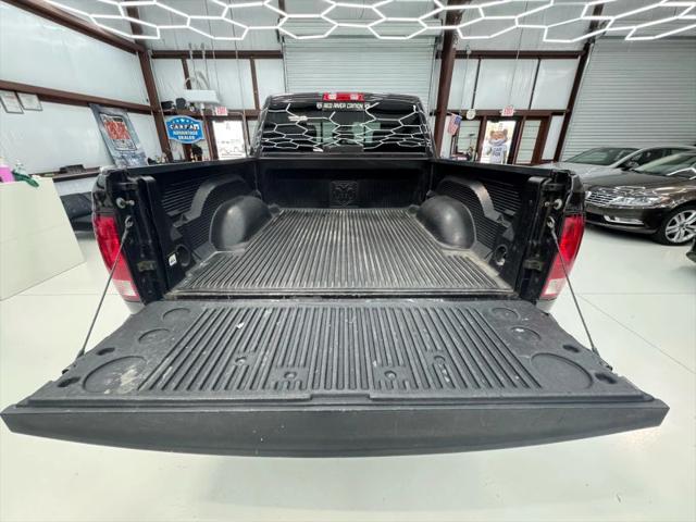 2017 Ram 1500 Big Horn Crew Cab 4x4 5'7" Box
