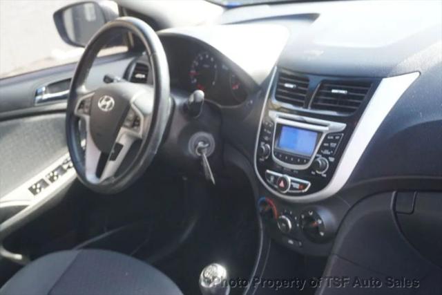 2013 Hyundai Accent SE