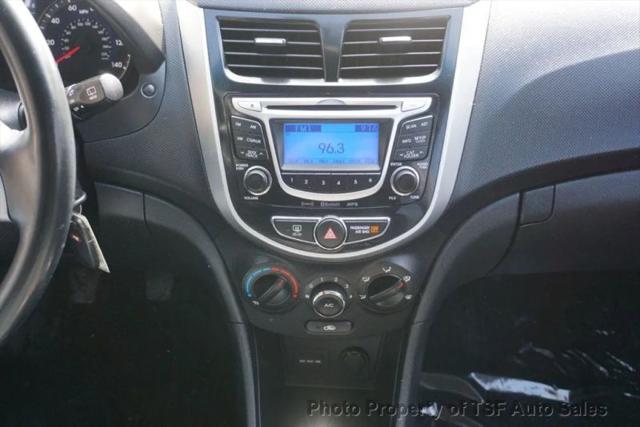 2013 Hyundai Accent SE