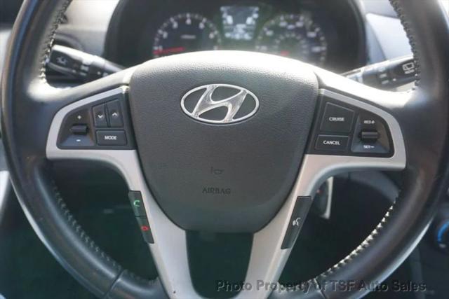 2013 Hyundai Accent SE