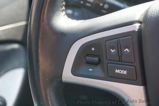 2013 Hyundai Accent SE