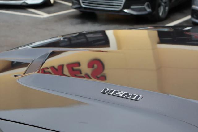 2015 Dodge Challenger R/T Plus