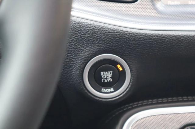 2015 Dodge Challenger R/T Plus
