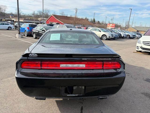 2012 Dodge Challenger SXT
