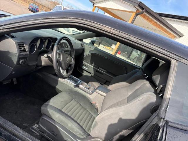 2012 Dodge Challenger SXT