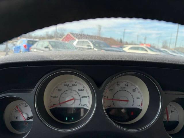 2012 Dodge Challenger SXT