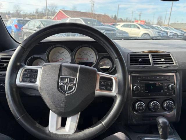 2012 Dodge Challenger SXT