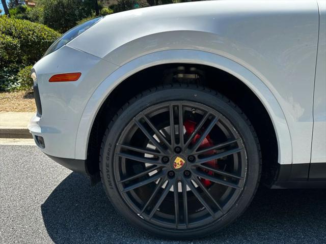 2019 Porsche Cayenne Base