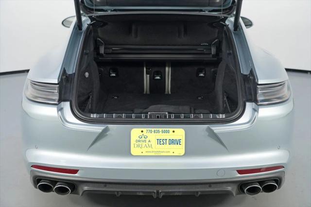 2023 Porsche Panamera Platinum Edition