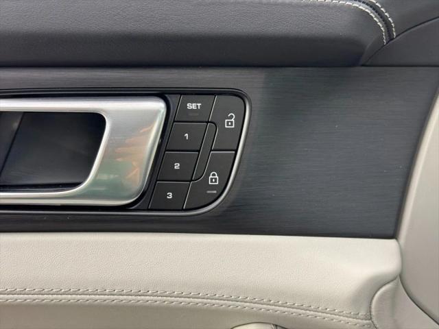 2023 Porsche Panamera Platinum Edition