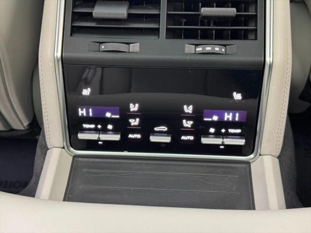 2023 Porsche Panamera Platinum Edition