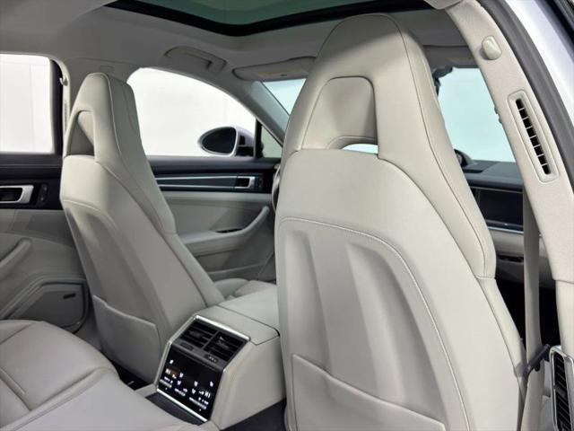 2023 Porsche Panamera Platinum Edition