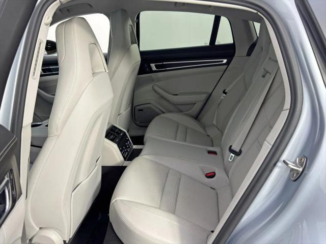 2023 Porsche Panamera Platinum Edition