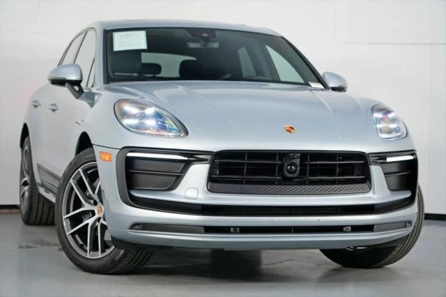 2023 Porsche Macan Base