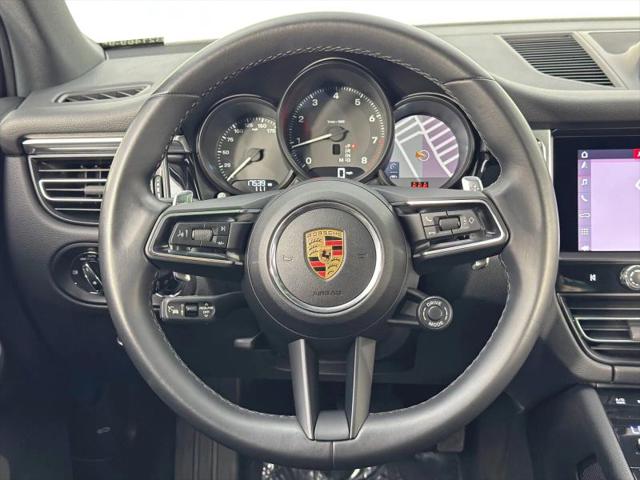 2023 Porsche Macan Base