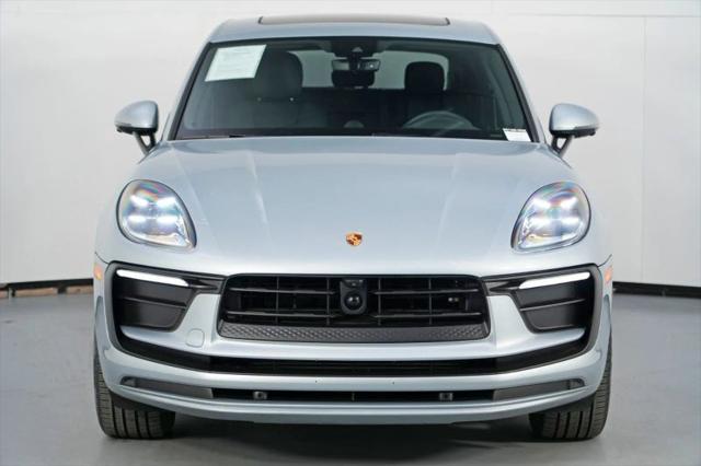 2023 Porsche Macan Base