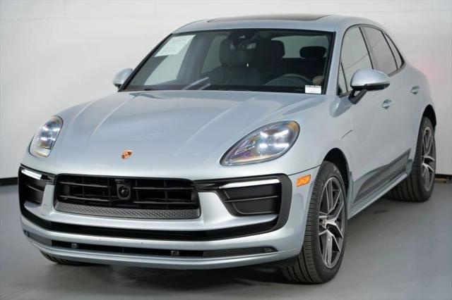 2023 Porsche Macan Base