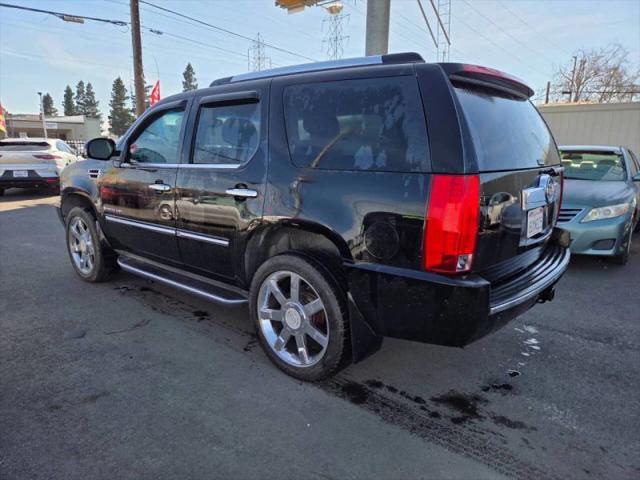 2007 Cadillac Escalade Standard