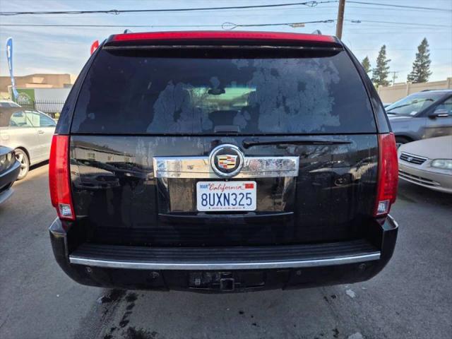 2007 Cadillac Escalade Standard