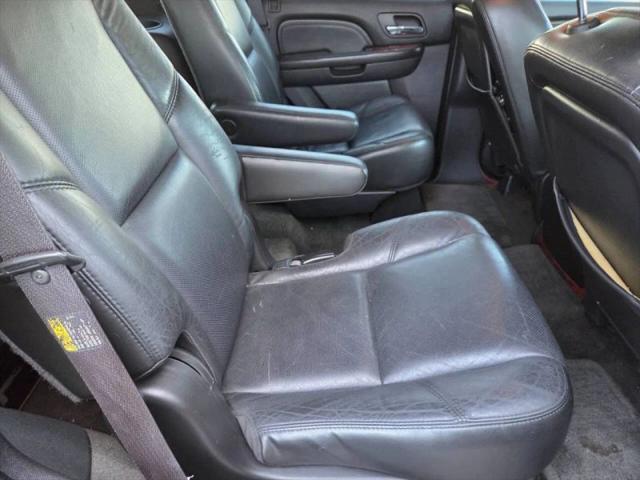 2007 Cadillac Escalade Standard