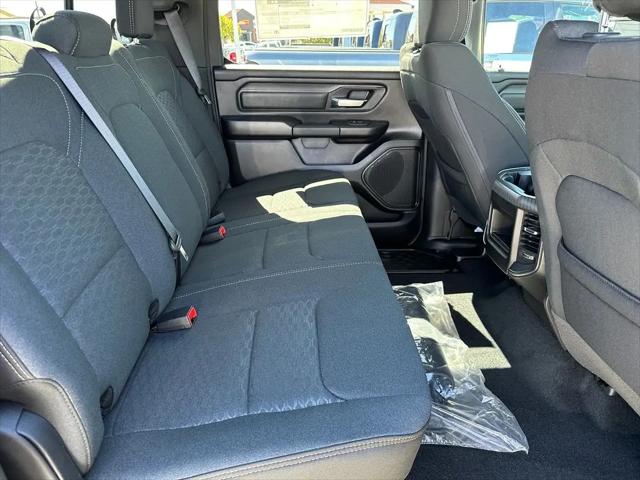 2026 Ram 1500 Express Crew Cab 4x4 5'7" Box