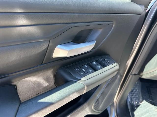 2026 Ram 1500 Express Crew Cab 4x4 5'7" Box