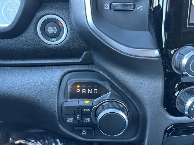 2026 Ram 1500 Express Crew Cab 4x4 5'7" Box