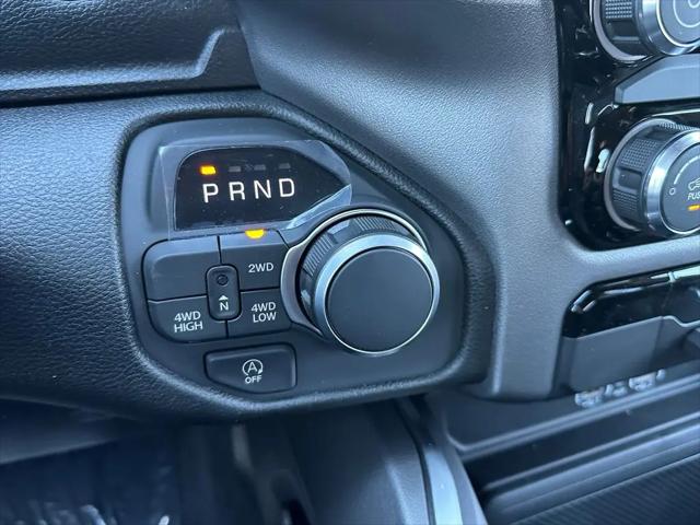 2026 Ram 1500 Express Crew Cab 4x4 5'7" Box