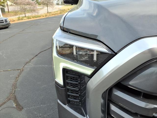 2026 Toyota Tundra Limited CrewMax 5.5' Bed