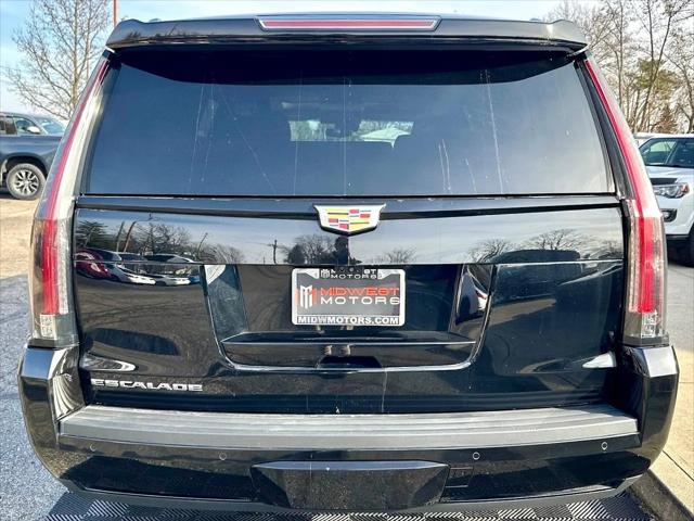 2019 Cadillac Escalade Luxury