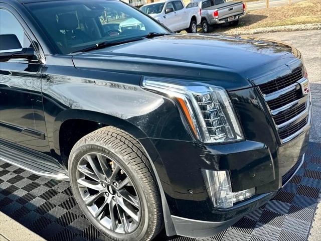 2019 Cadillac Escalade Luxury