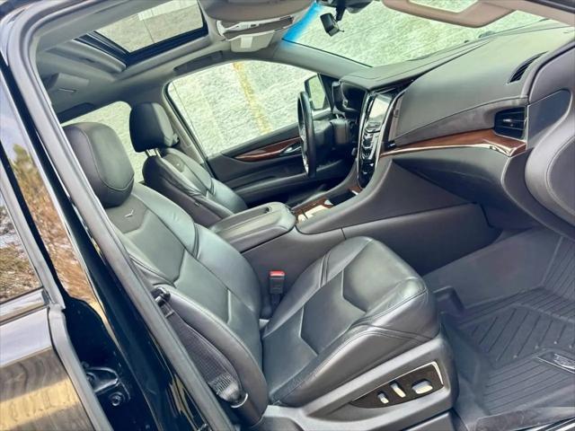 2019 Cadillac Escalade Luxury