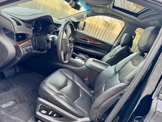 2019 Cadillac Escalade Luxury