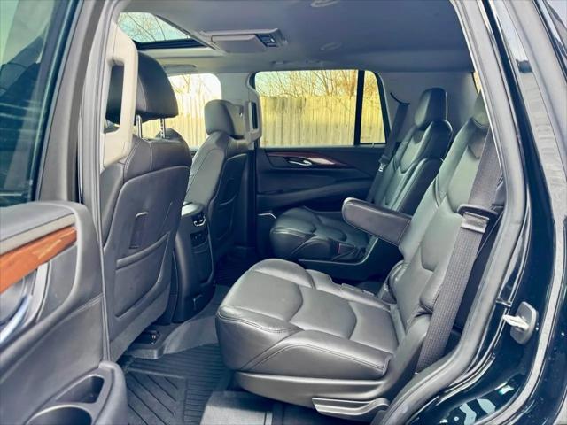 2019 Cadillac Escalade Luxury