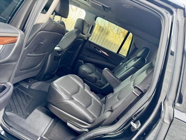 2019 Cadillac Escalade Luxury