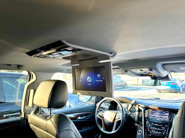 2019 Cadillac Escalade Luxury