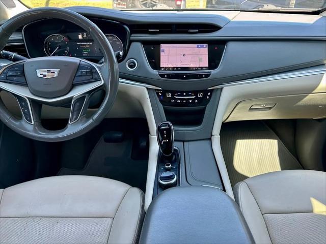 2021 Cadillac XT5 FWD Premium Luxury