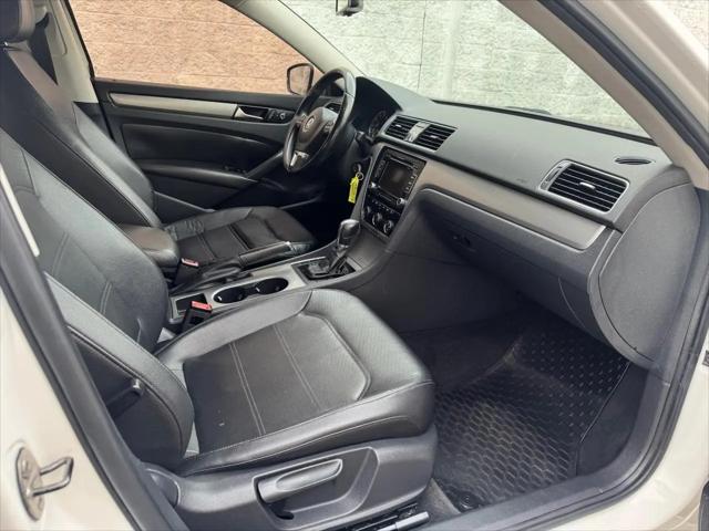 2014 Volkswagen Passat 2.5L SE