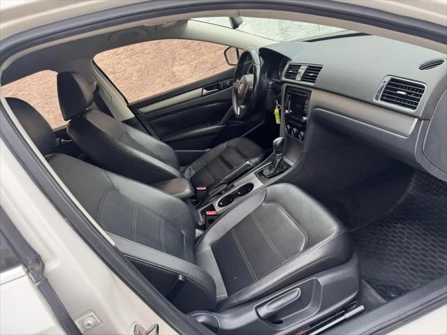 2014 Volkswagen Passat 2.5L SE
