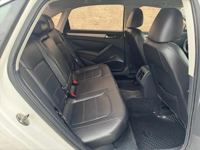 2014 Volkswagen Passat 2.5L SE