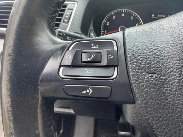 2014 Volkswagen Passat 2.5L SE