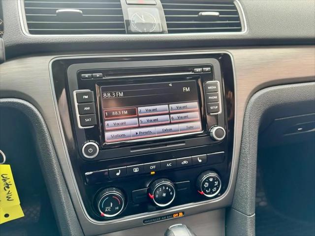 2014 Volkswagen Passat 2.5L SE