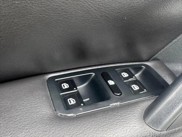 2014 Volkswagen Passat 2.5L SE