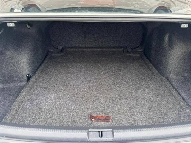 2014 Volkswagen Passat 2.5L SE