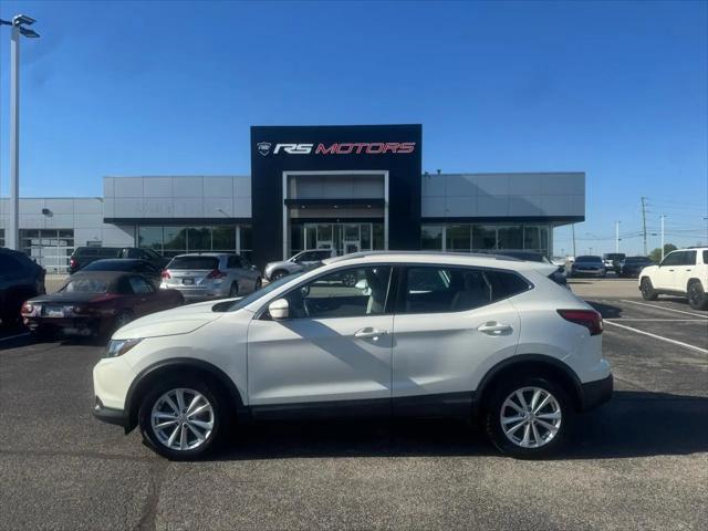 2018 Nissan Rogue Sport SV