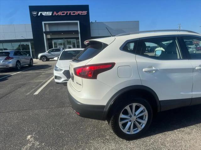 2018 Nissan Rogue Sport SV