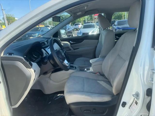 2018 Nissan Rogue Sport SV